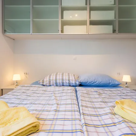 Apartment Hoplite 2br With Free Parking