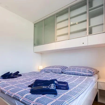 Apartment Hoplite 2br With Free Parking *